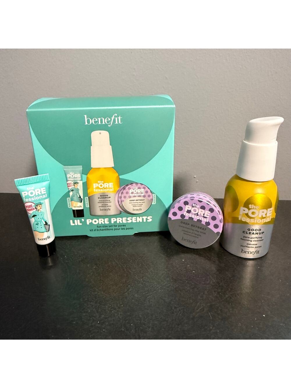 Benefits Lil Pore Presents Pore-Fessional Primer, Good Cleanup, & Deep Retreat